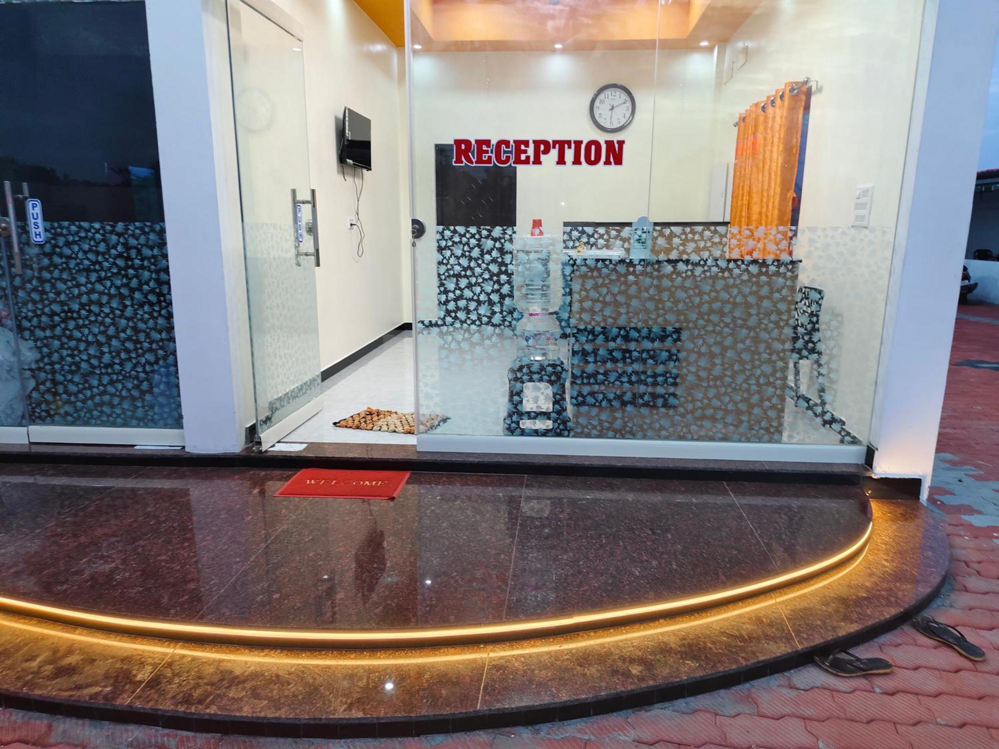 Hotel Sonia Mahi Inn كانياكومارى المظهر الخارجي الصورة